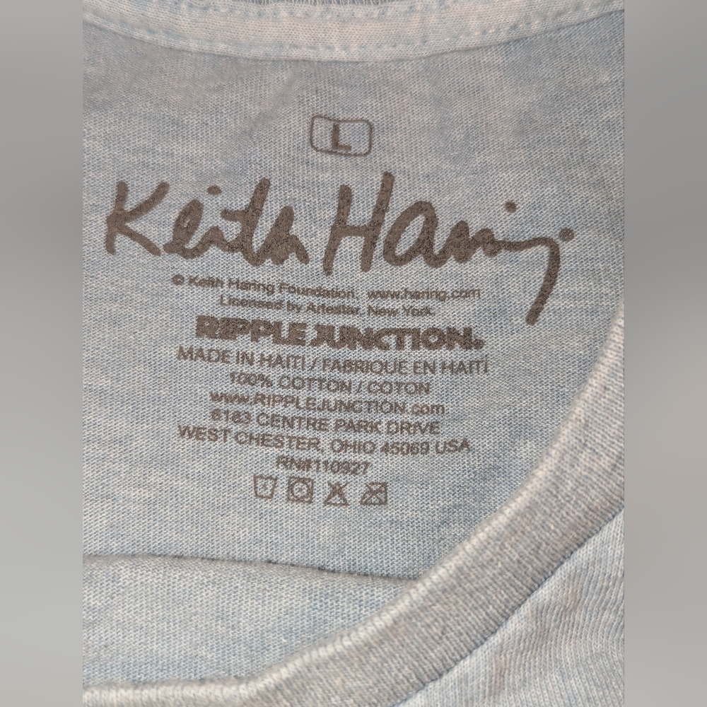 The Keith Haring NY Sticker T-Shirt short sleeve Size Large - Picture 4 of 6